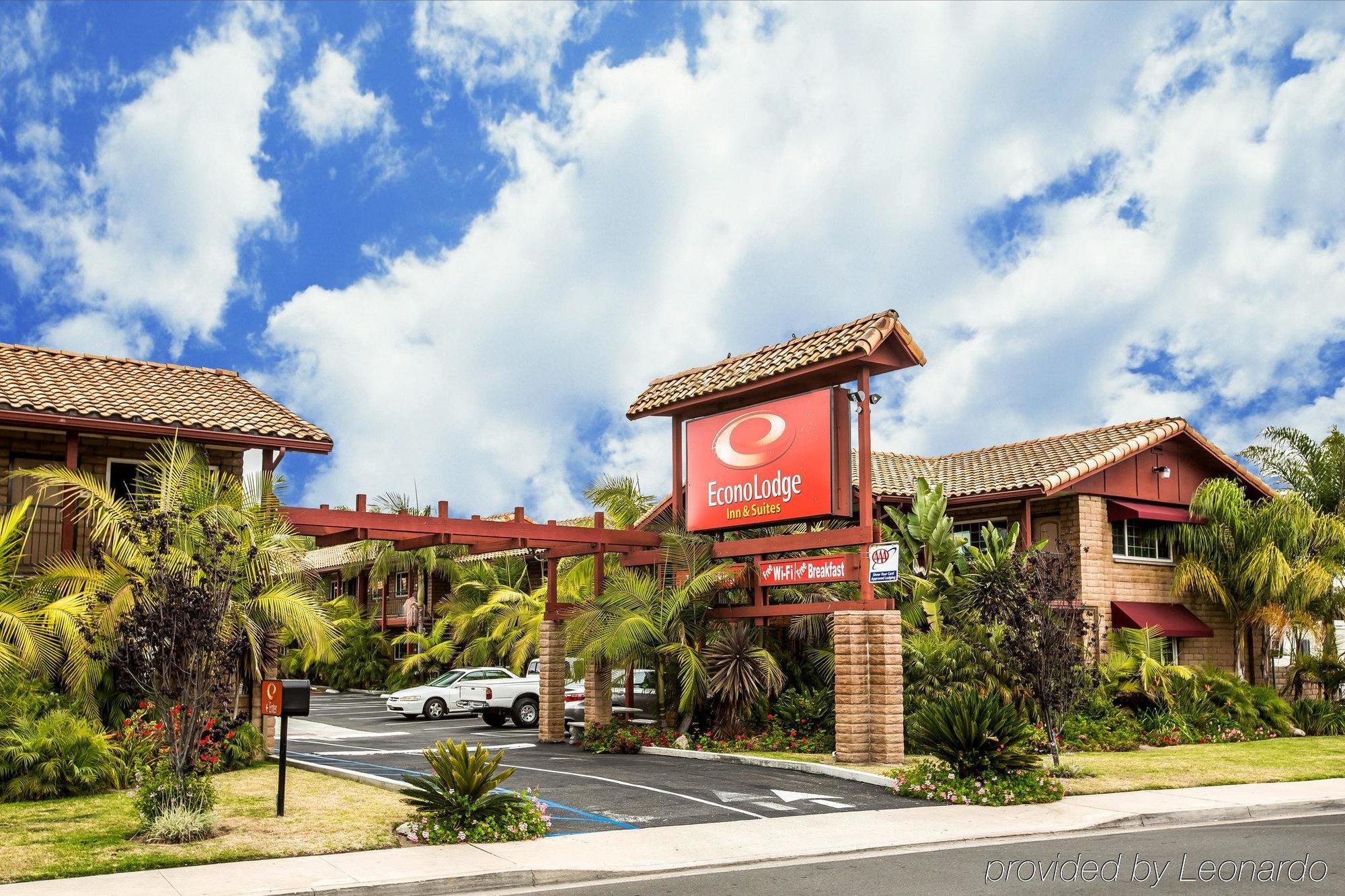 Motel 6 Carlsbad, Ca- North Exterior foto